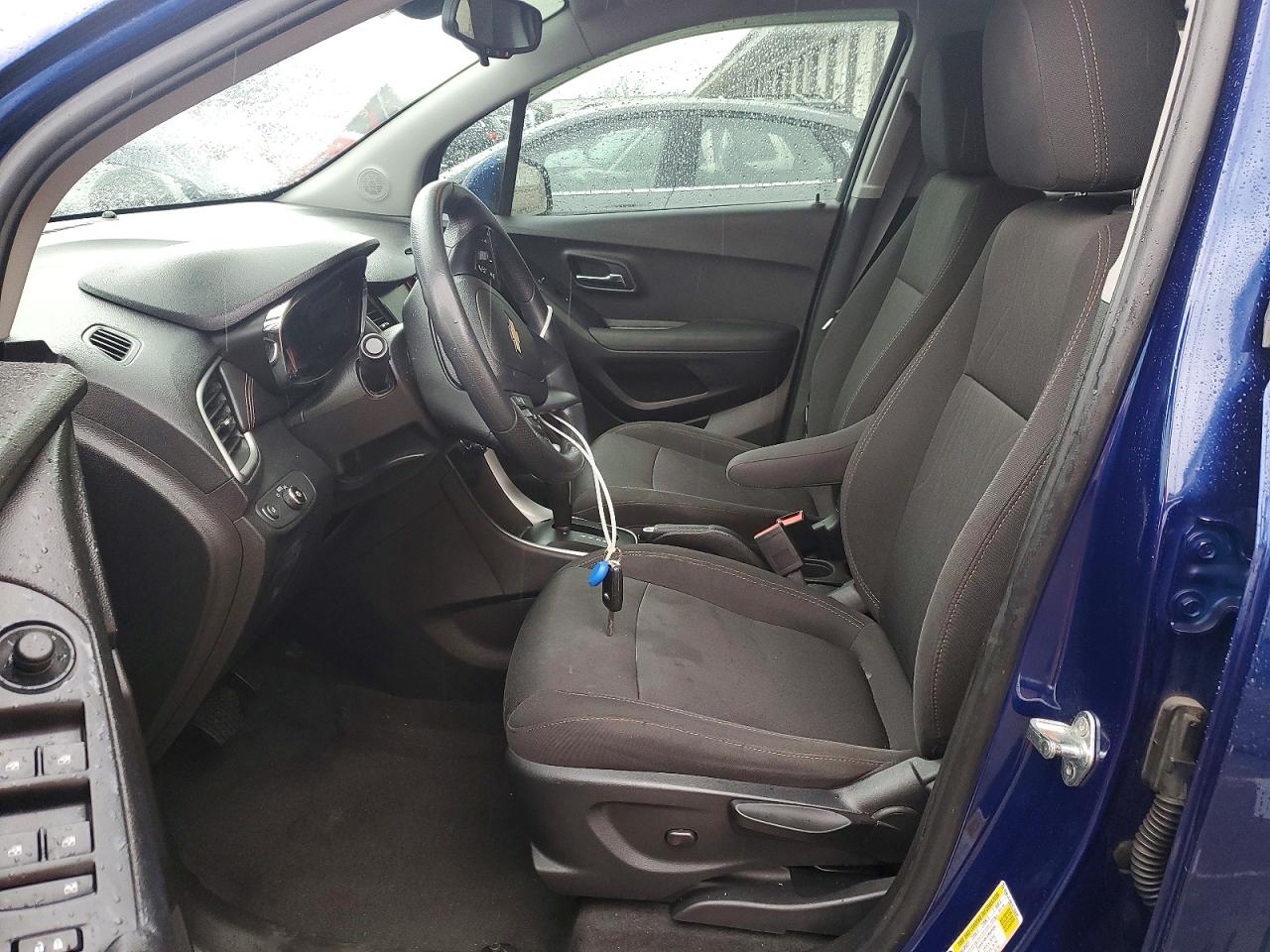 2017 CHEVROLET TRAX 1LT photo 13