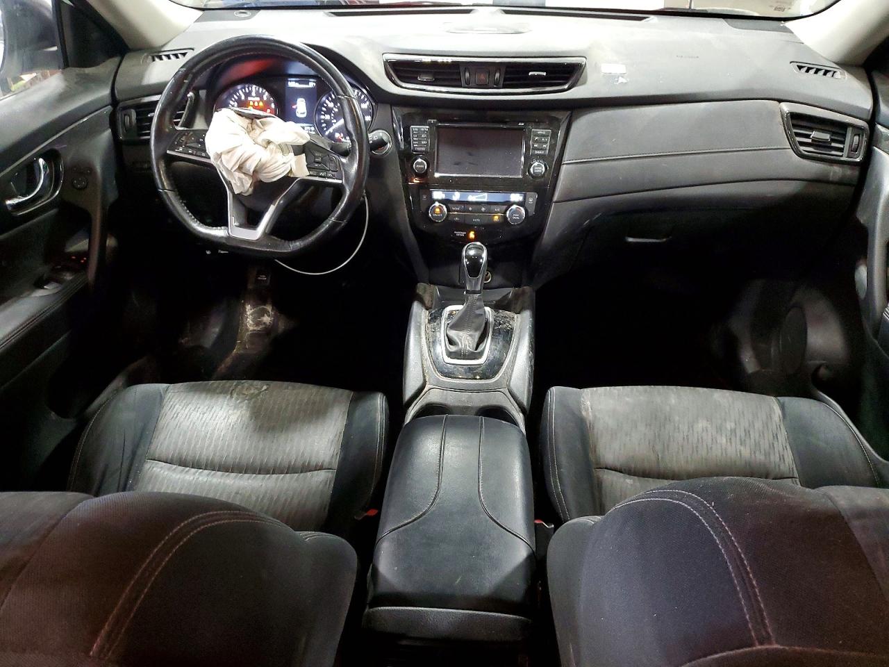 2017 NISSAN ROGUE SV photo 15