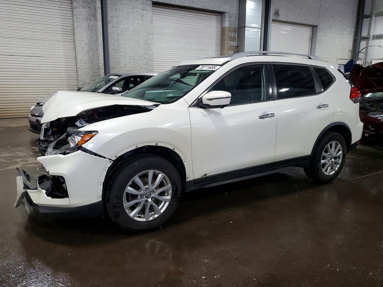 2017 NISSAN ROGUE