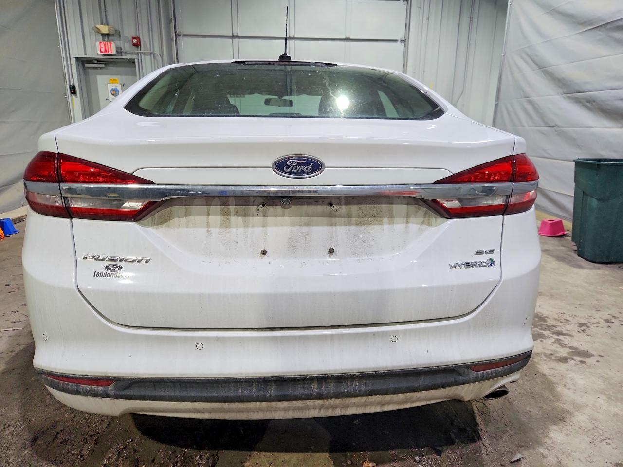 2017 FORD FUSION SE HYBRID photo 11