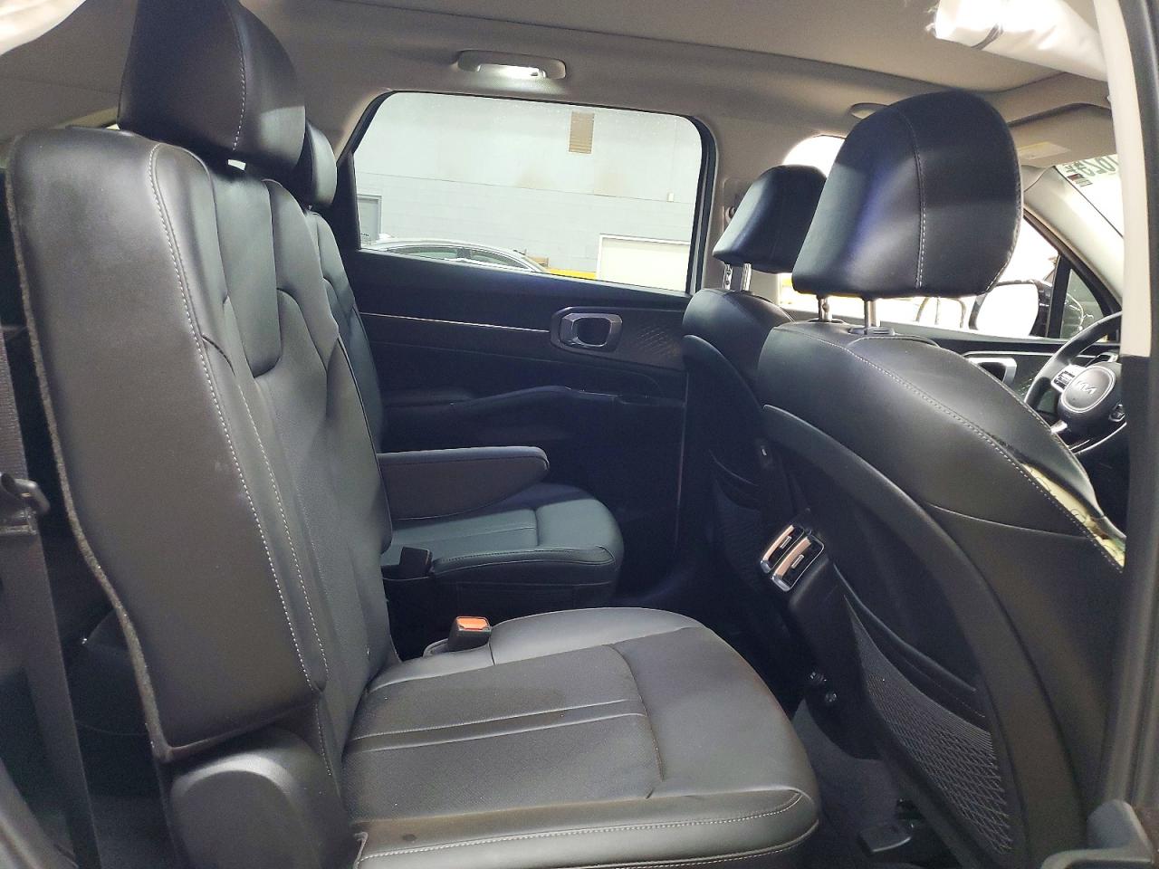 2022 KIA SORENTO SX photo 11