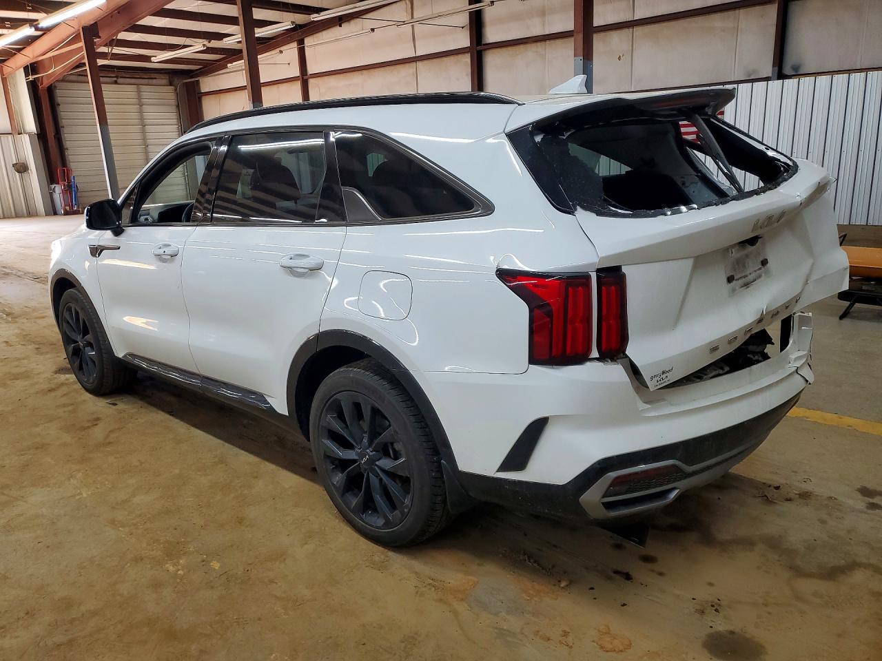 2022 KIA SORENTO SX photo 2