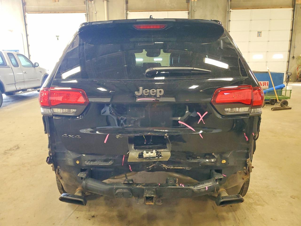 2018 JEEP GRAND CHEROKEE OVERLAND photo 16