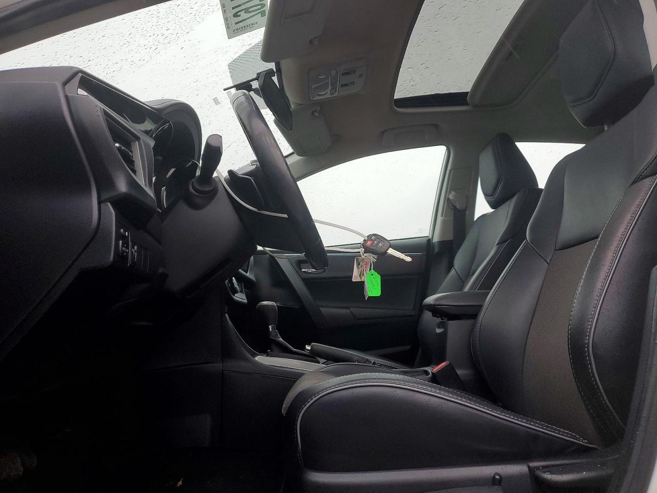 2016 TOYOTA COROLLA L photo 7
