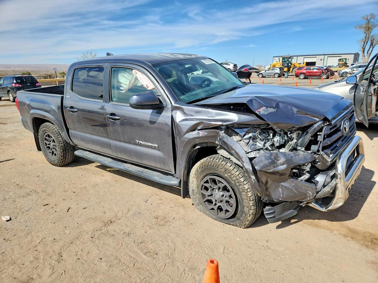2017 TOYOTA TACOMA SR5 V6 photo 10