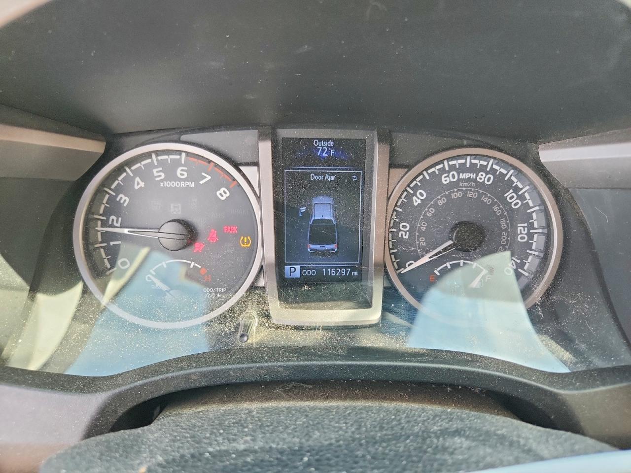 2017 TOYOTA TACOMA SR5 V6 photo 25