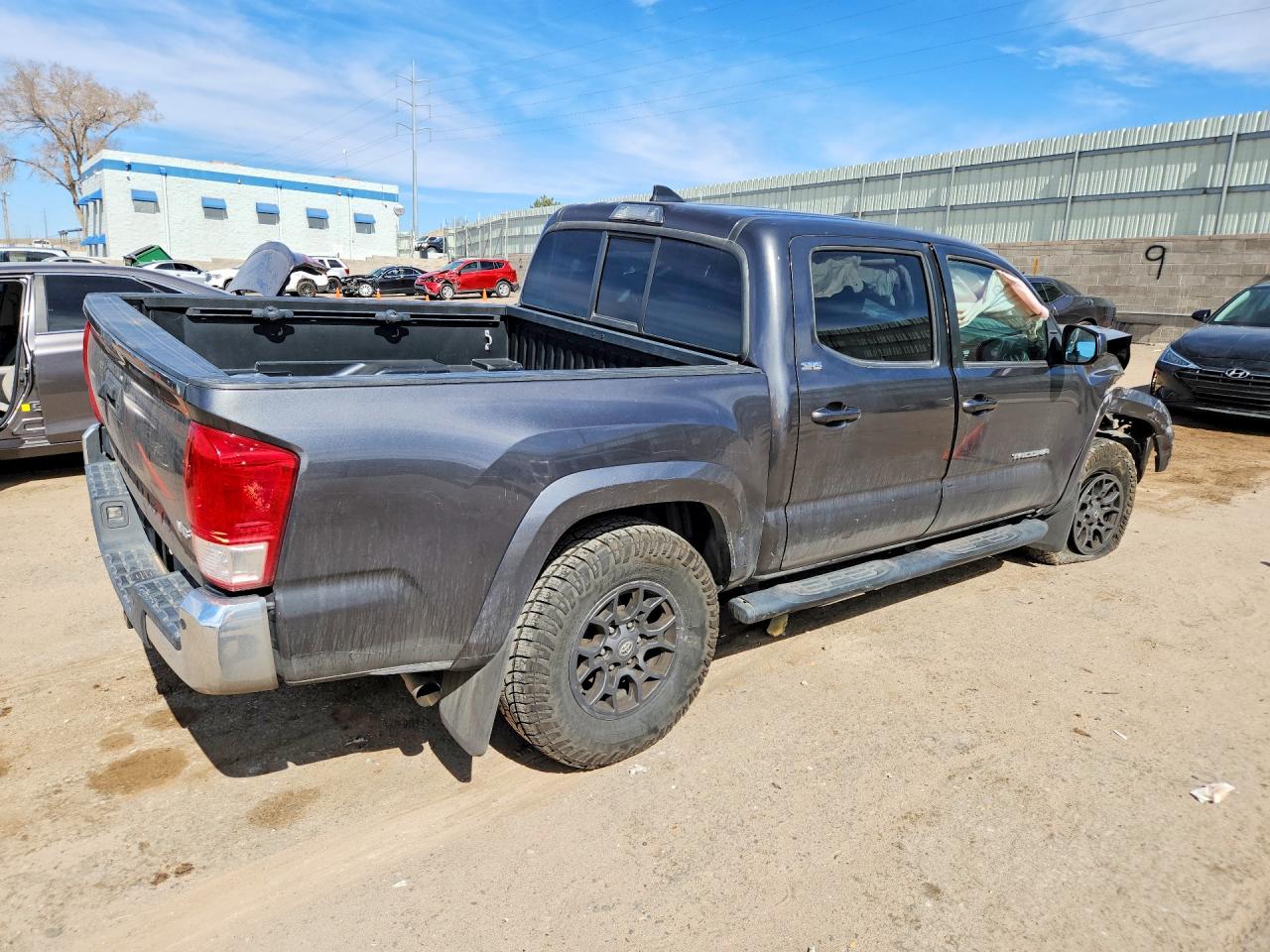 2017 TOYOTA TACOMA SR5 V6 photo 7