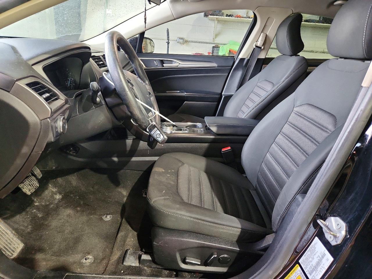 2018 FORD FUSION SE photo 7