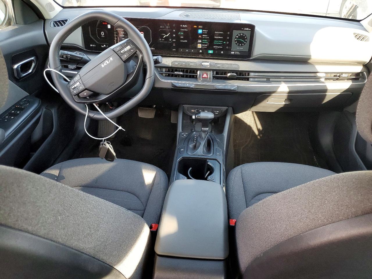 2025 KIA K4 EX photo 15