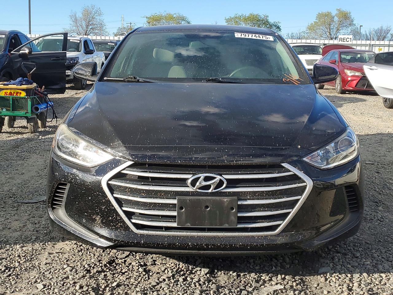 2017 HYUNDAI ELANTRA SE photo 5