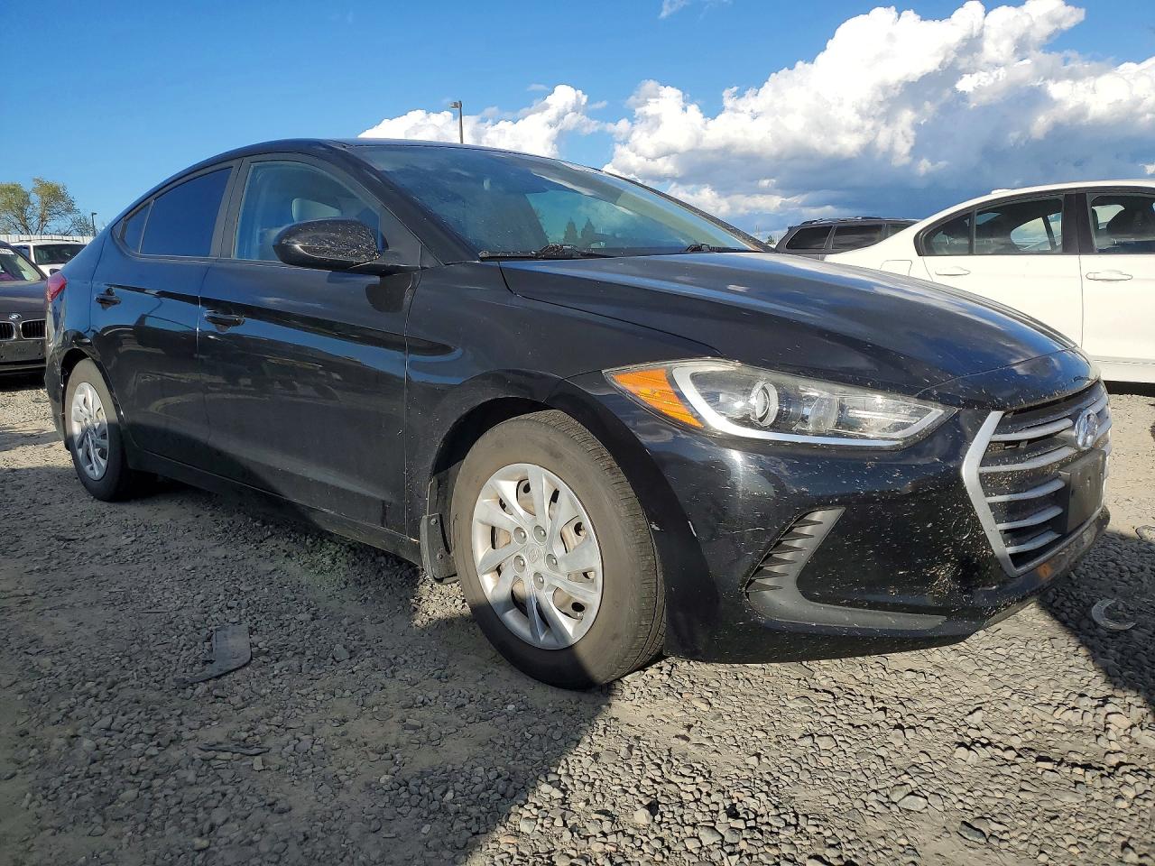 2017 HYUNDAI ELANTRA SE photo 4