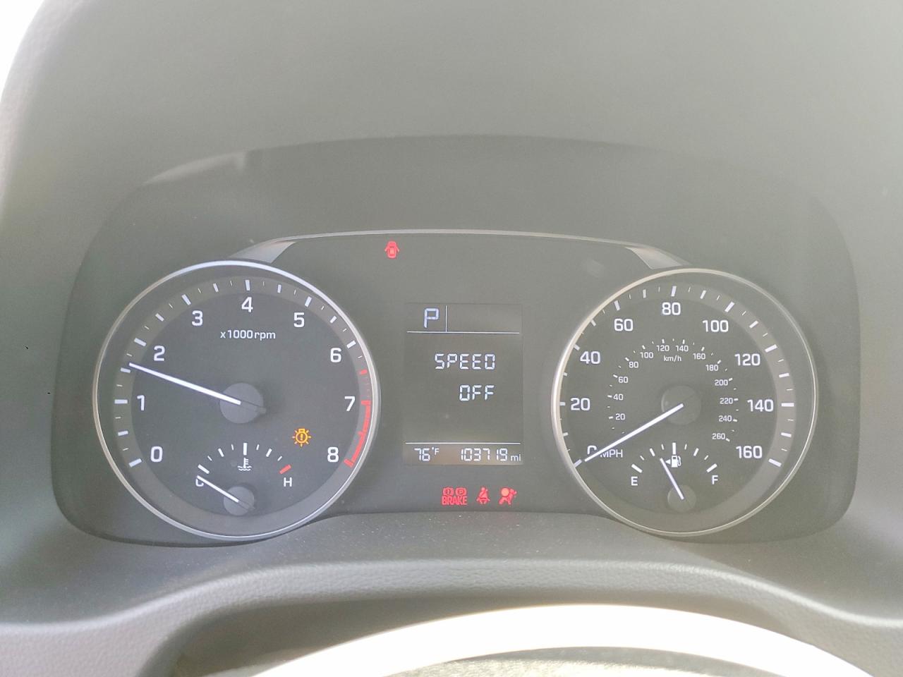 2017 HYUNDAI ELANTRA SE photo 9