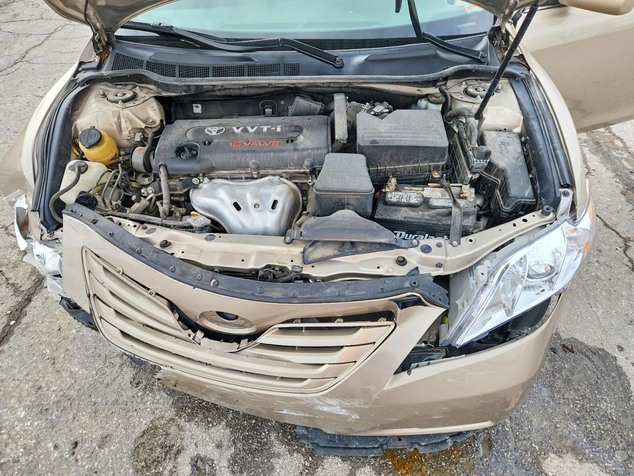2009 TOYOTA CAMRY LE photo 11