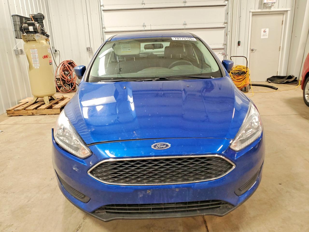 2018 FORD FOCUS SE photo 9
