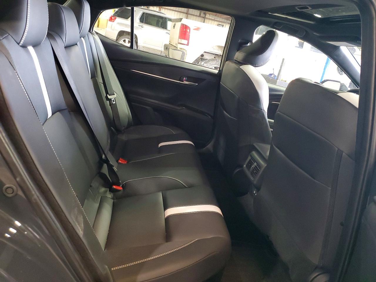 2025 TOYOTA CAMRY XSE photo 19