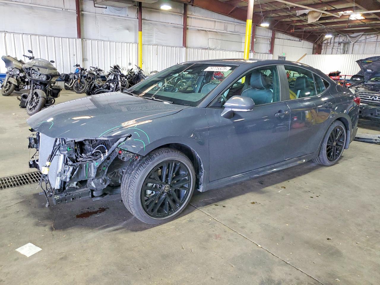2025 TOYOTA CAMRY