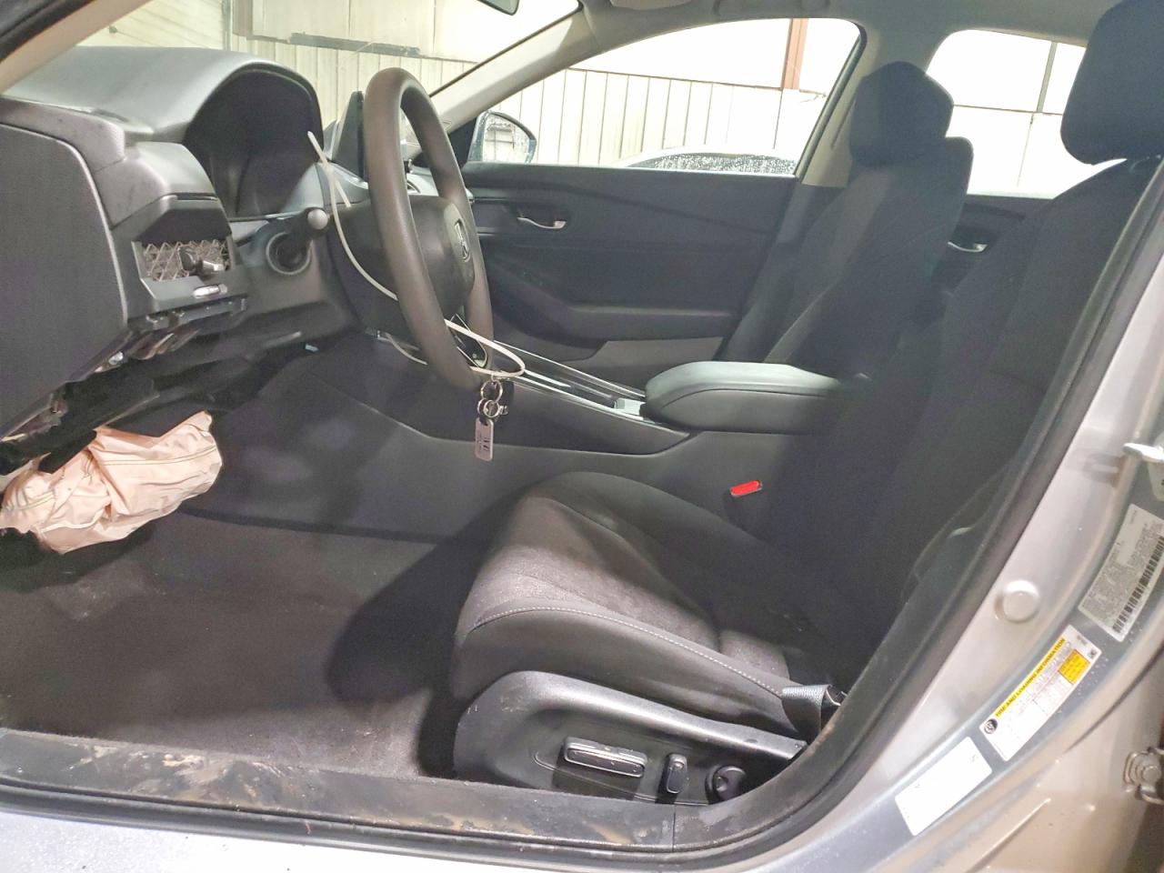 2024 HONDA ACCORD EX photo 13