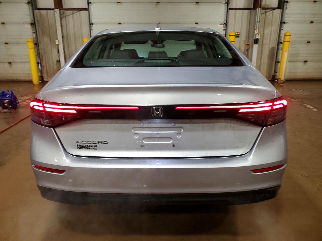 2024 HONDA ACCORD EX photo 11