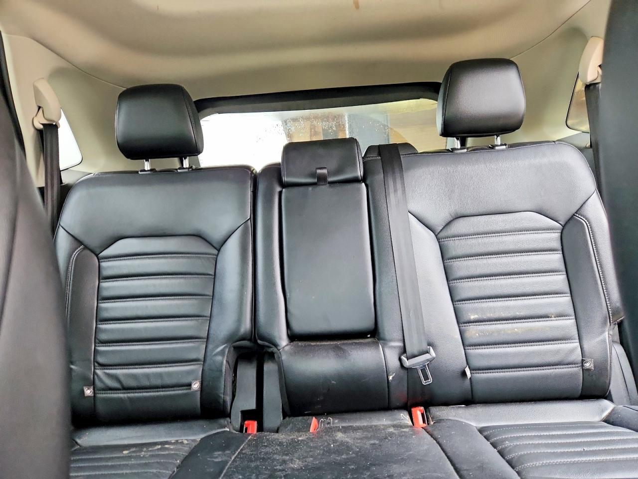 2015 FORD EDGE SEL photo 28