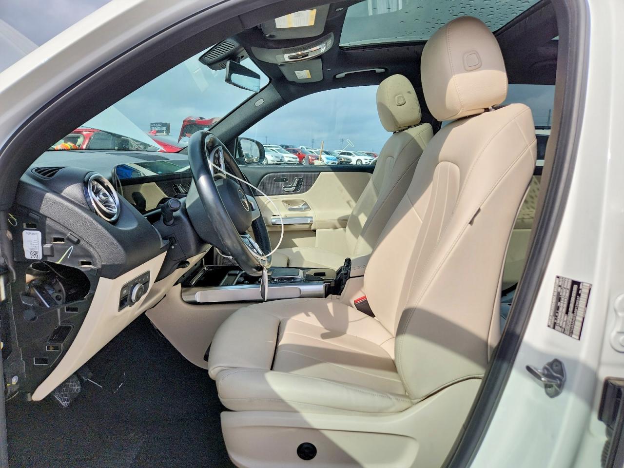 2021 MERCEDES-BENZ GLB 250 4MATIC photo 13