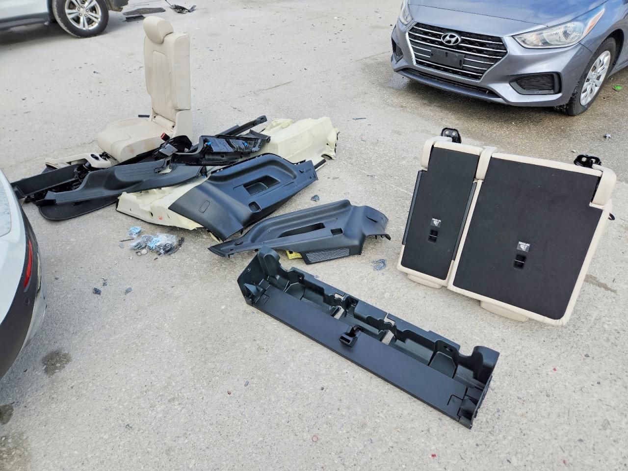 2021 MERCEDES-BENZ GLB 250 4MATIC photo 25