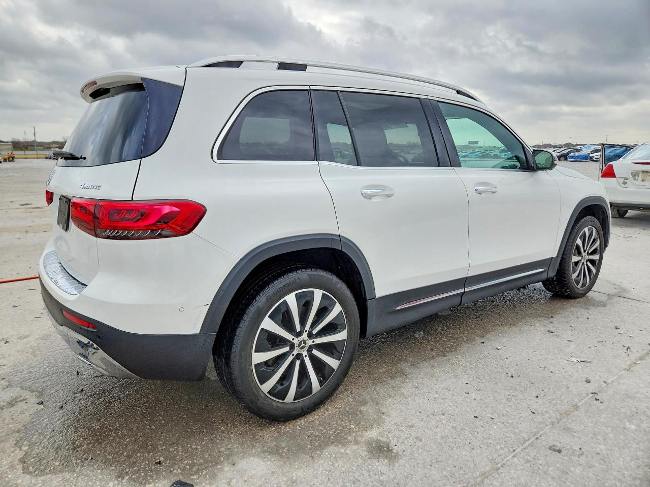 2021 MERCEDES-BENZ GLB 250 4MATIC photo 5