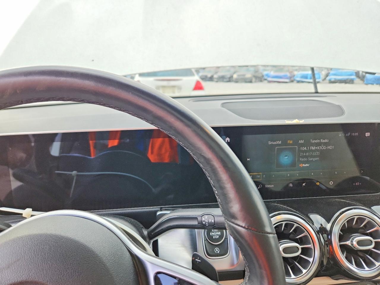 2021 MERCEDES-BENZ GLB 250 4MATIC photo 17