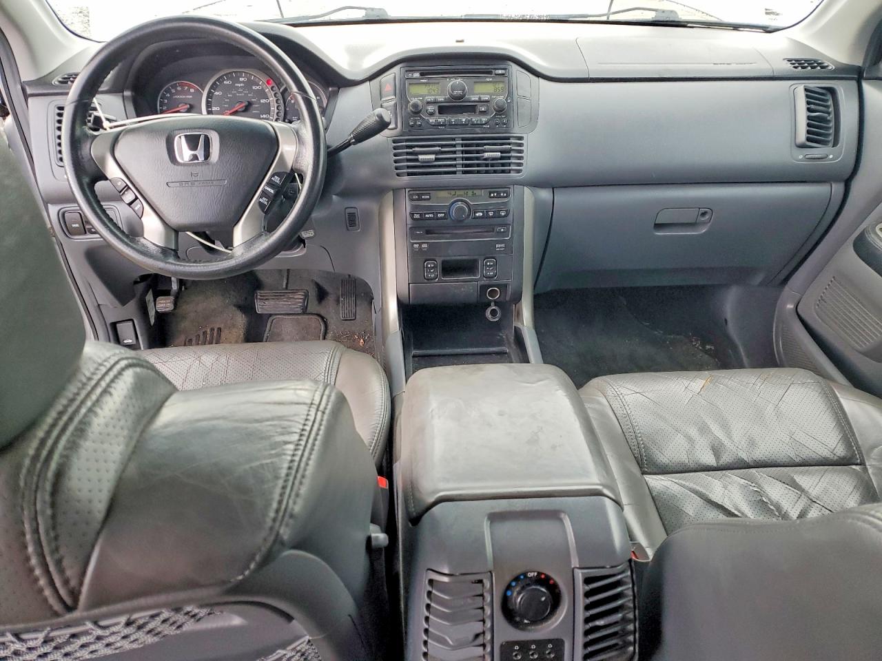 2004 HONDA PILOT EXL photo 8