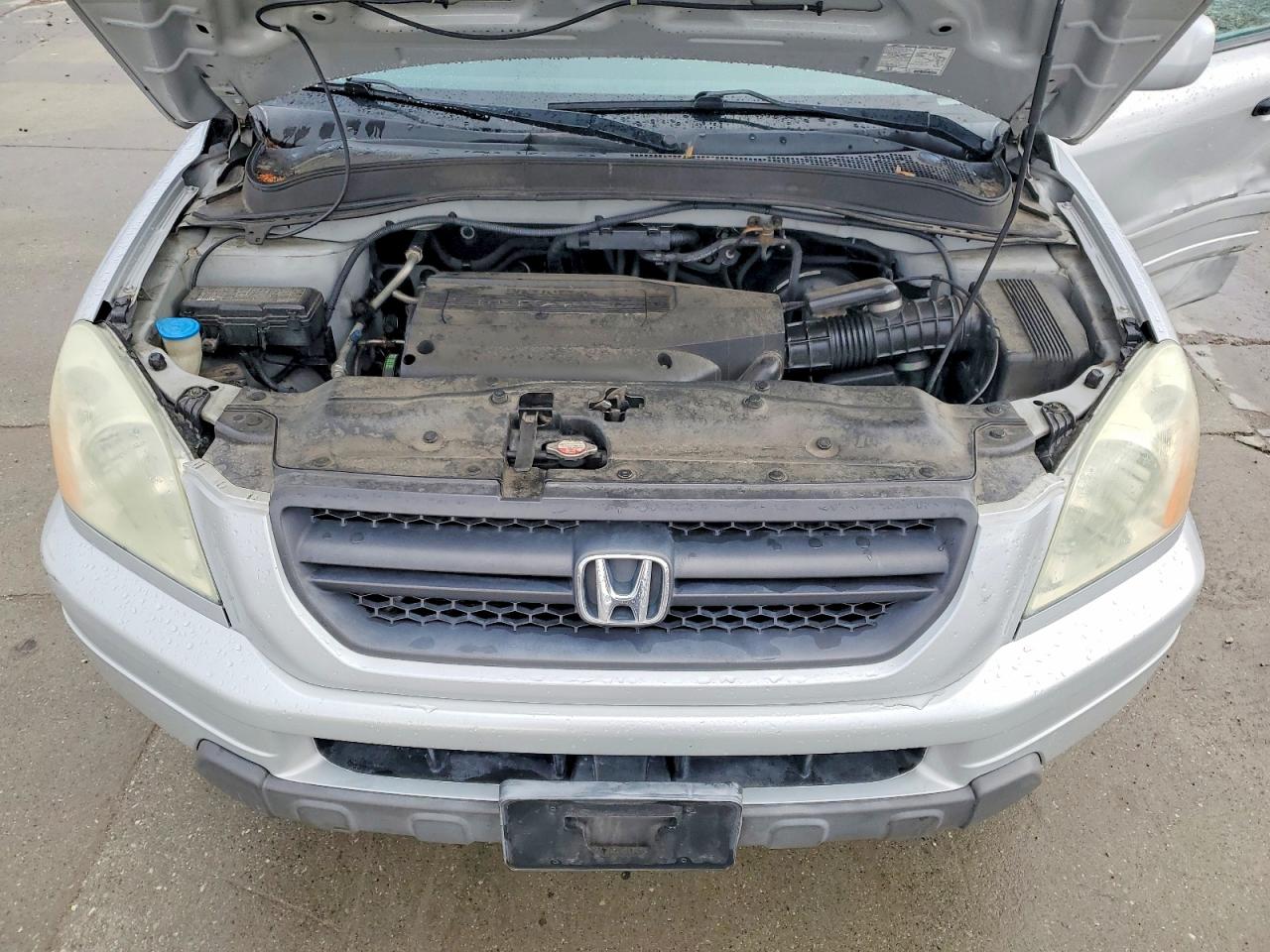 2004 HONDA PILOT EXL photo 11