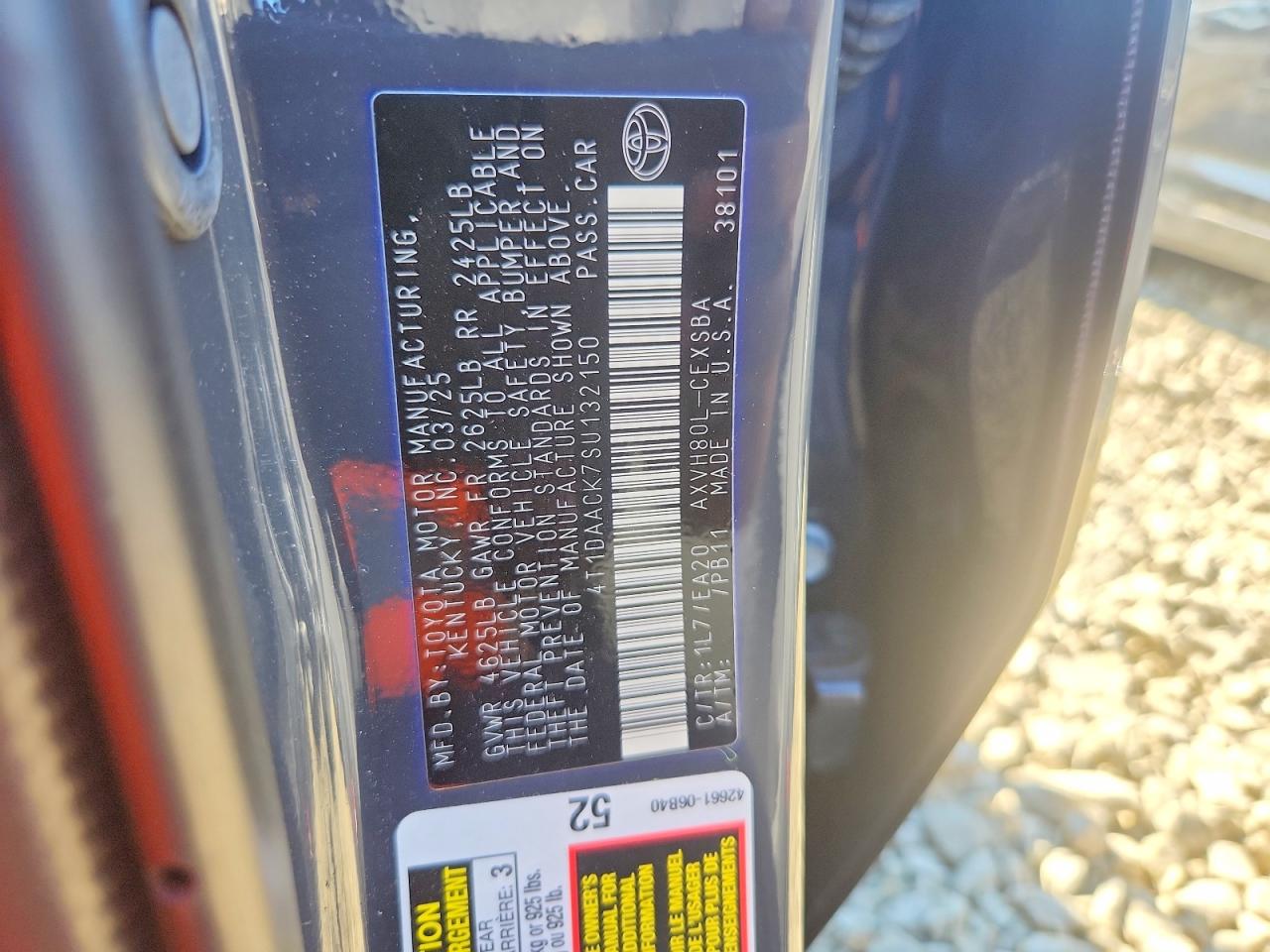 2025 TOYOTA CAMRY SE photo 25
