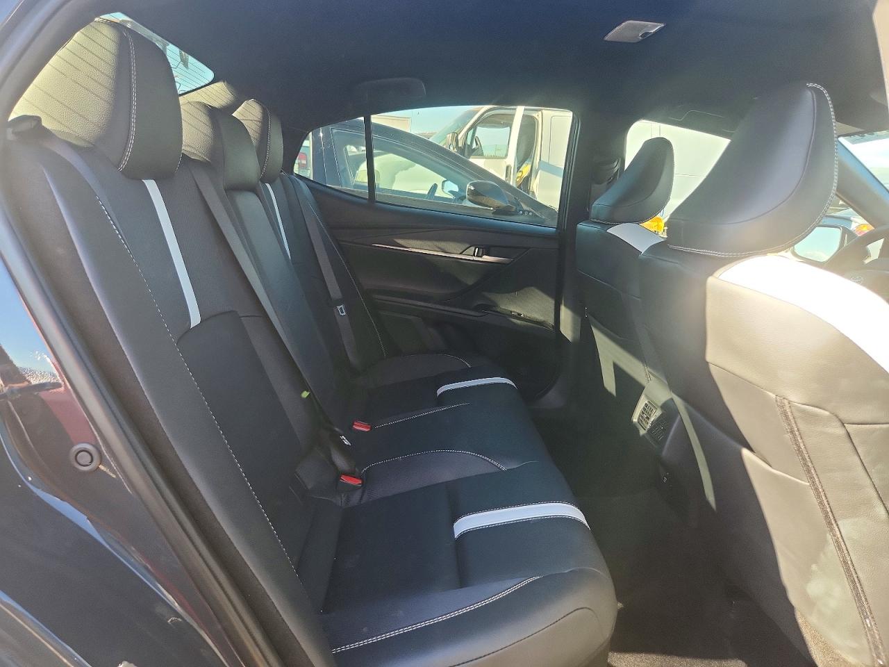 2025 TOYOTA CAMRY SE photo 19