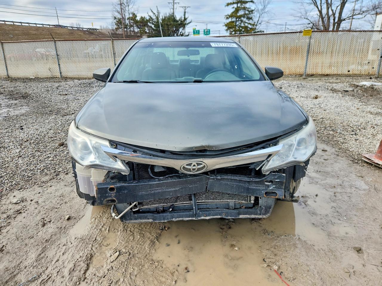 2012 TOYOTA CAMRY LE photo 5