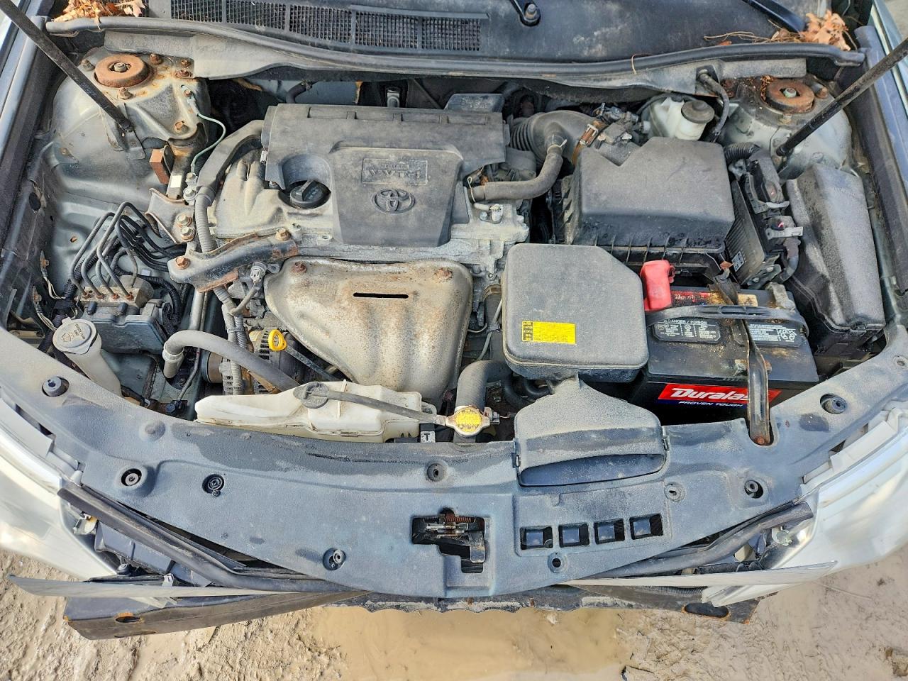 2012 TOYOTA CAMRY LE photo 11