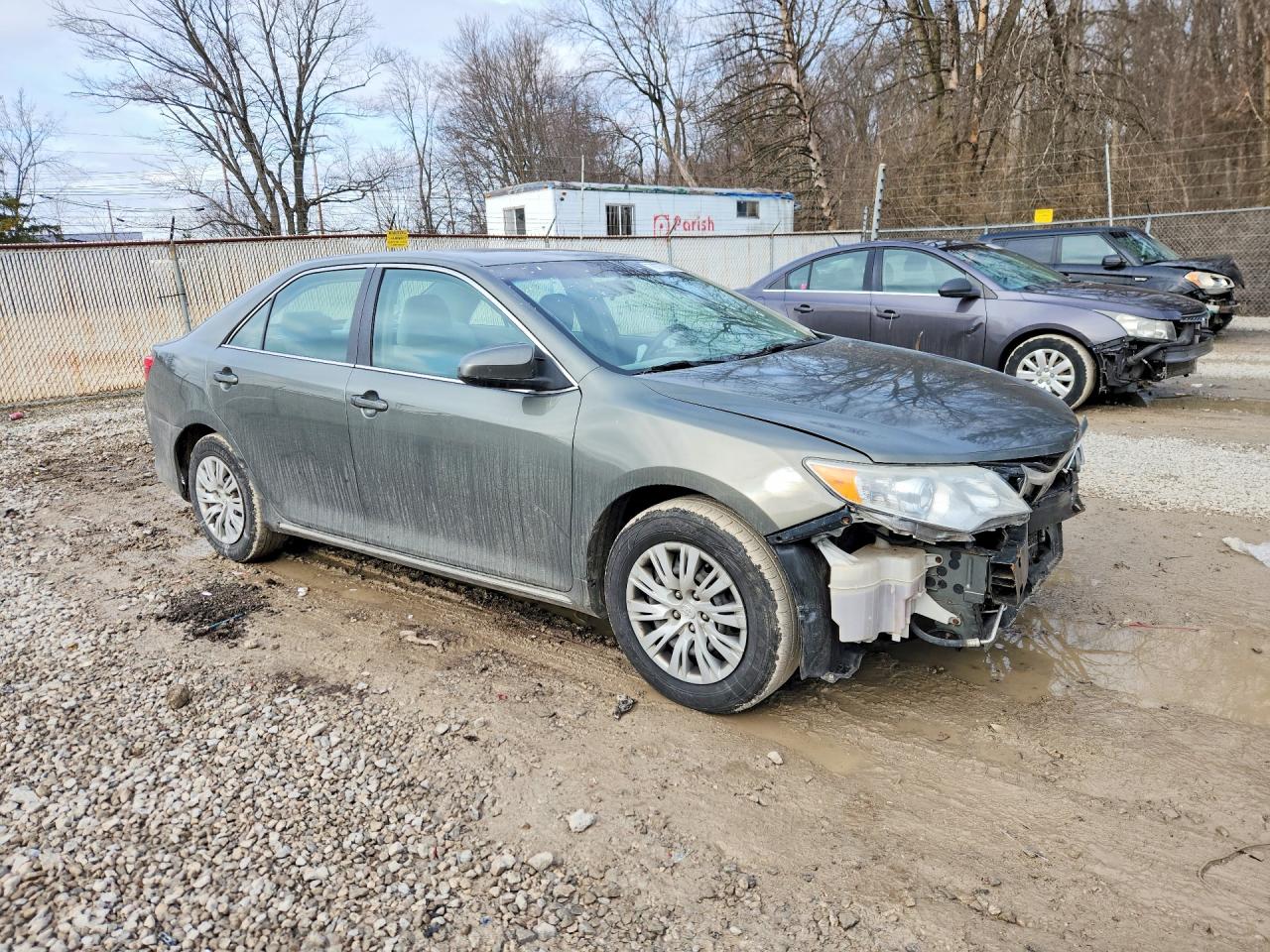 2012 TOYOTA CAMRY LE photo 4