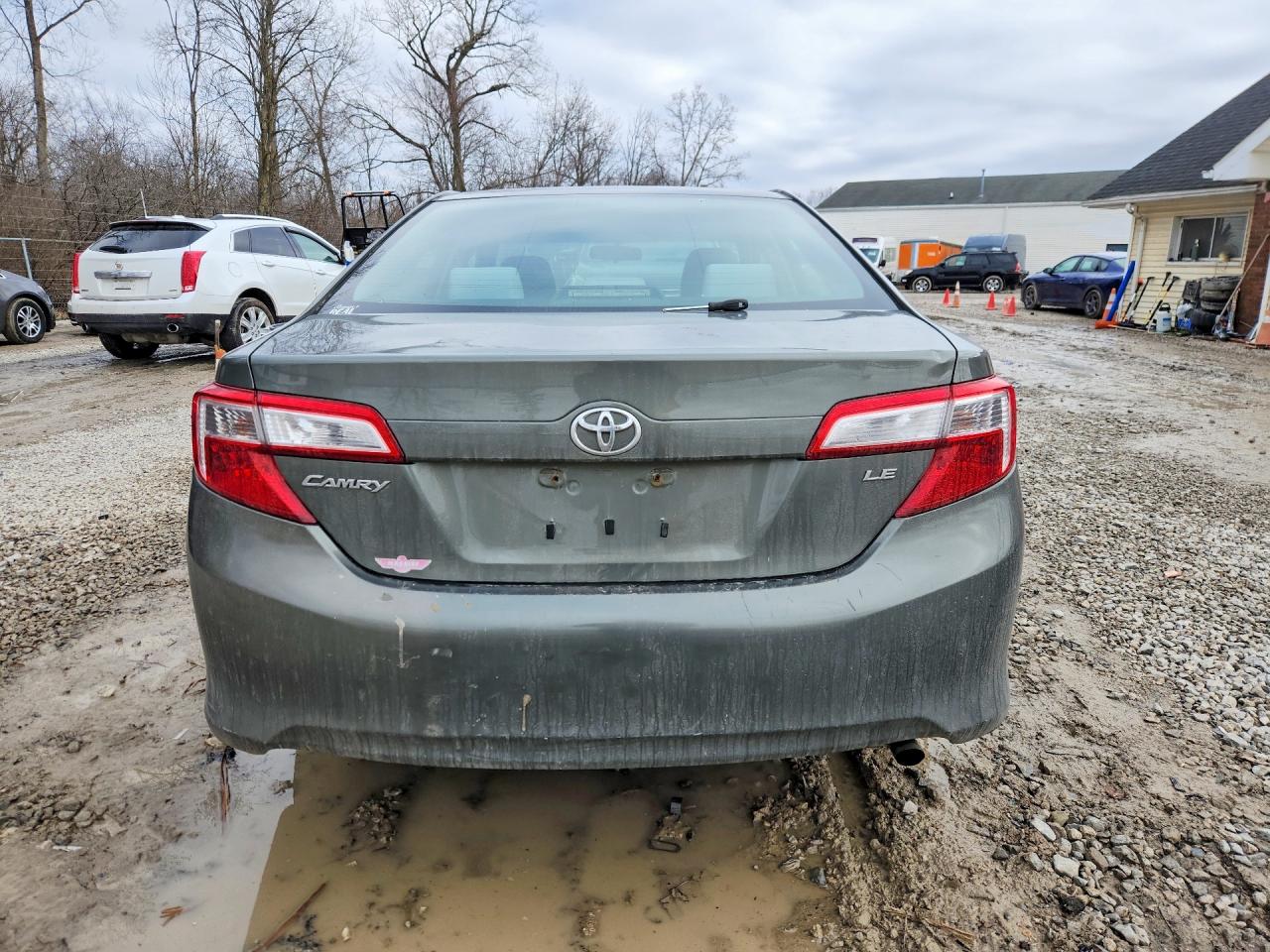 2012 TOYOTA CAMRY LE photo 6
