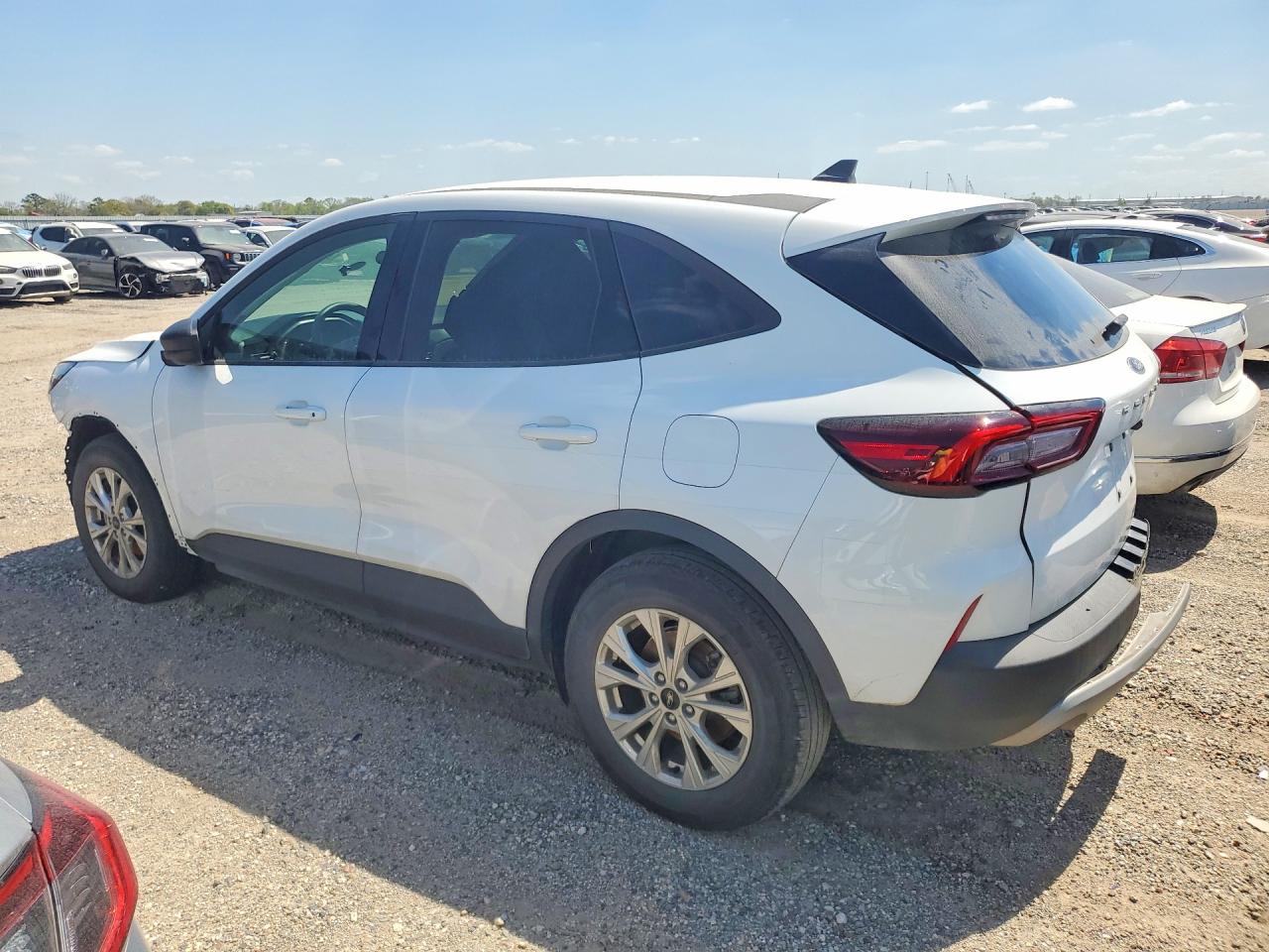 2025 FORD ESCAPE ACTIVE photo 3