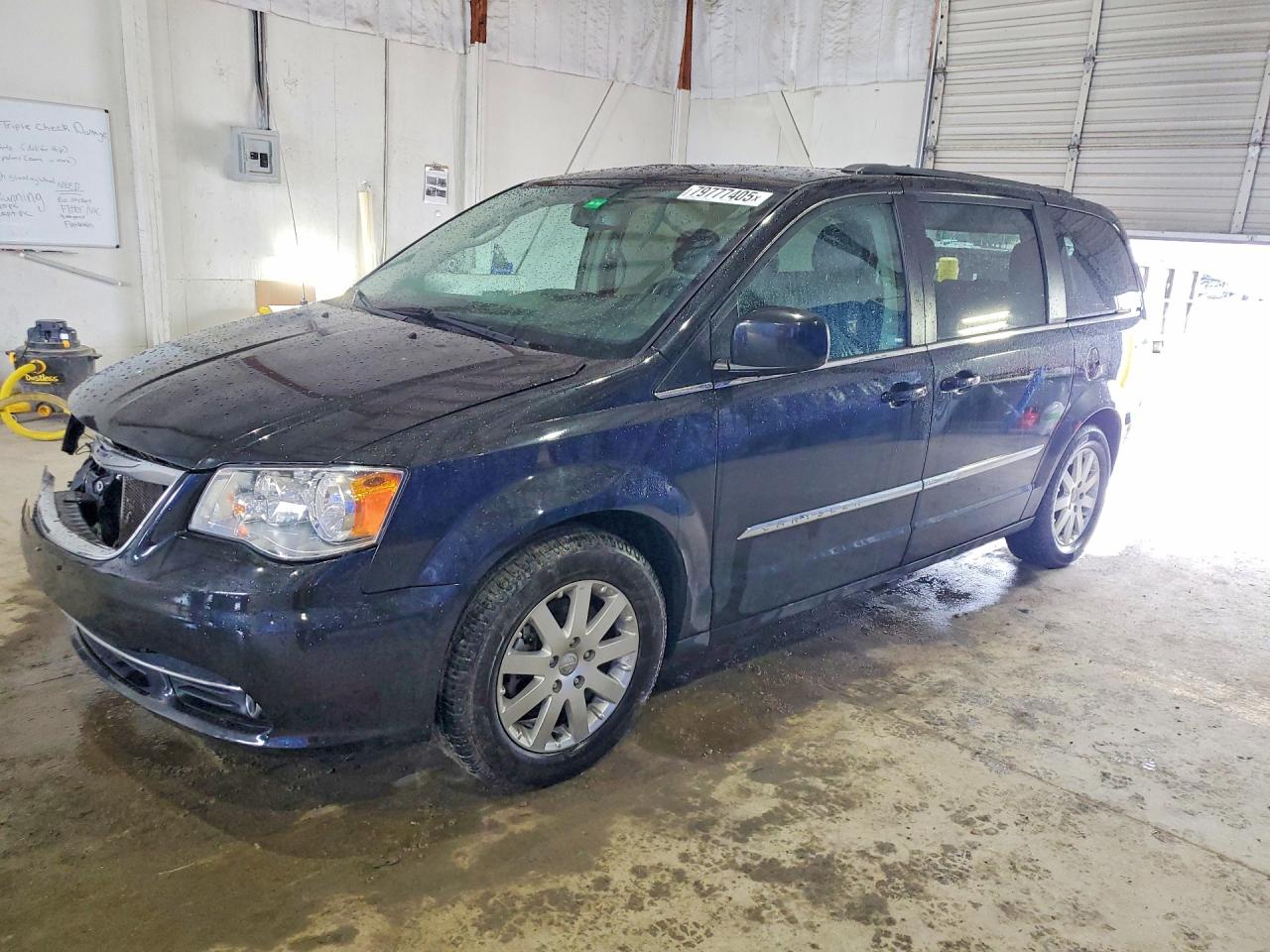 2015 CHRYSLER TOWN & COUNTRY
