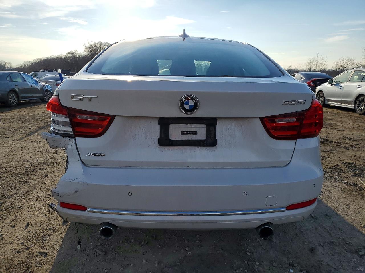 2014 BMW 335 XIGT photo 11
