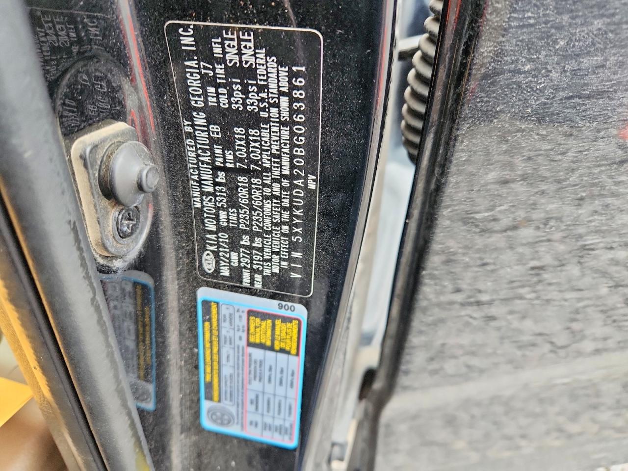 2011 KIA SORENTO photo 12