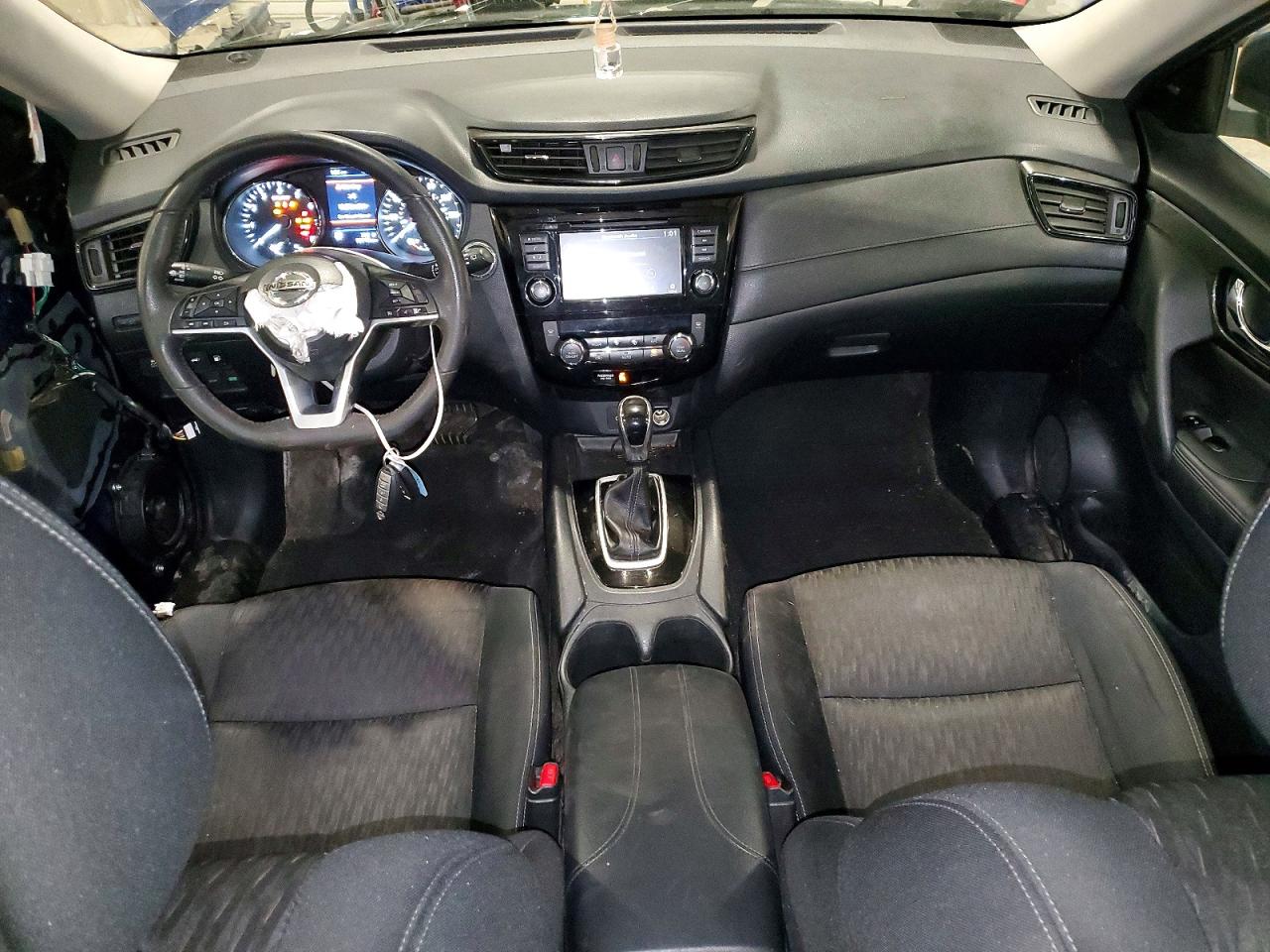 2019 NISSAN ROGUE SV photo 8