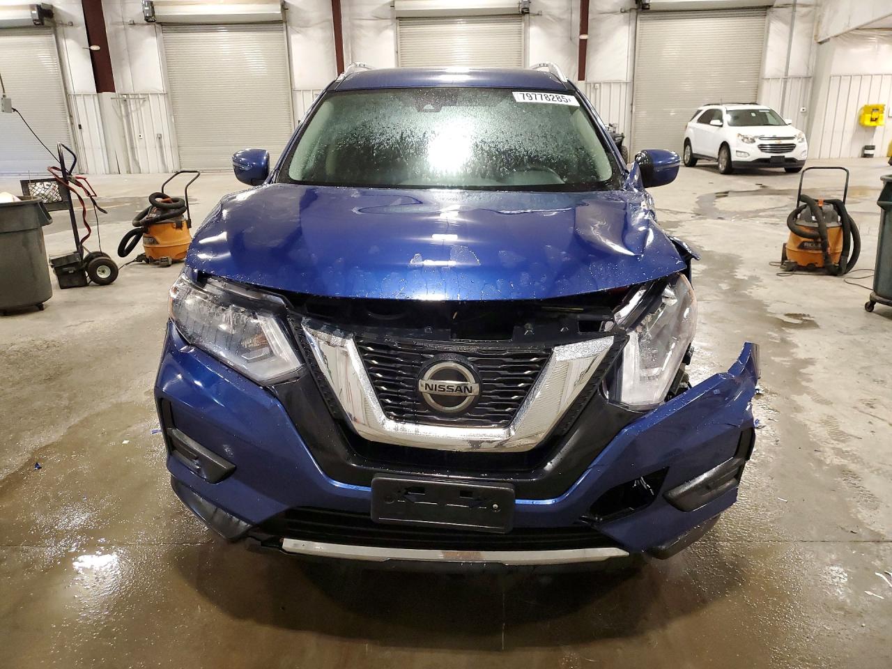 2019 NISSAN ROGUE SV photo 5