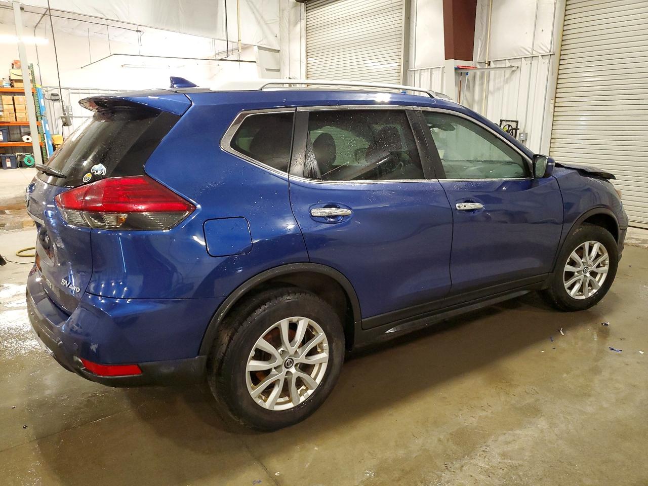 2019 NISSAN ROGUE SV photo 3