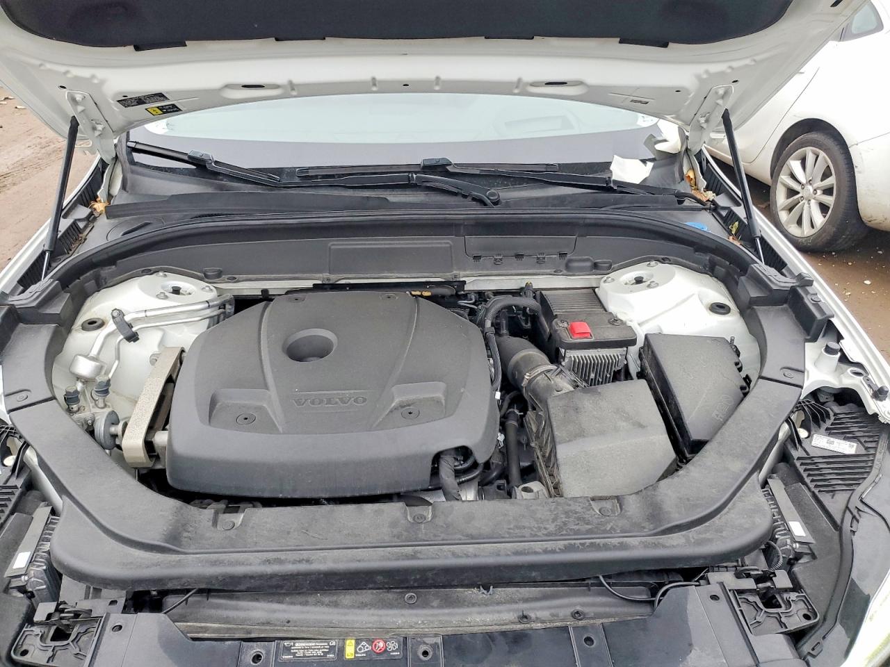 2020 VOLVO XC60 T5 MOMENTUM photo 21
