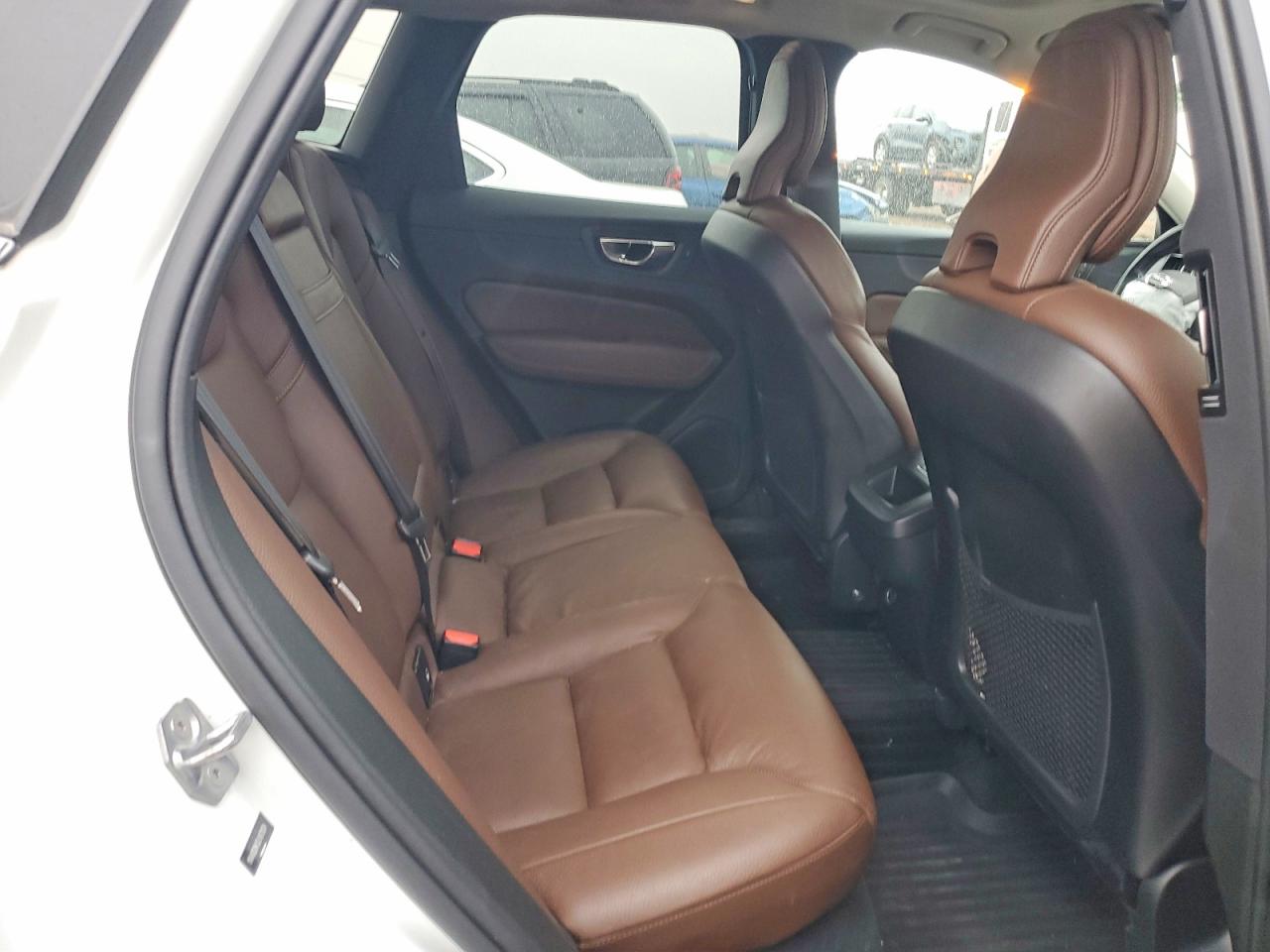 2020 VOLVO XC60 T5 MOMENTUM photo 19