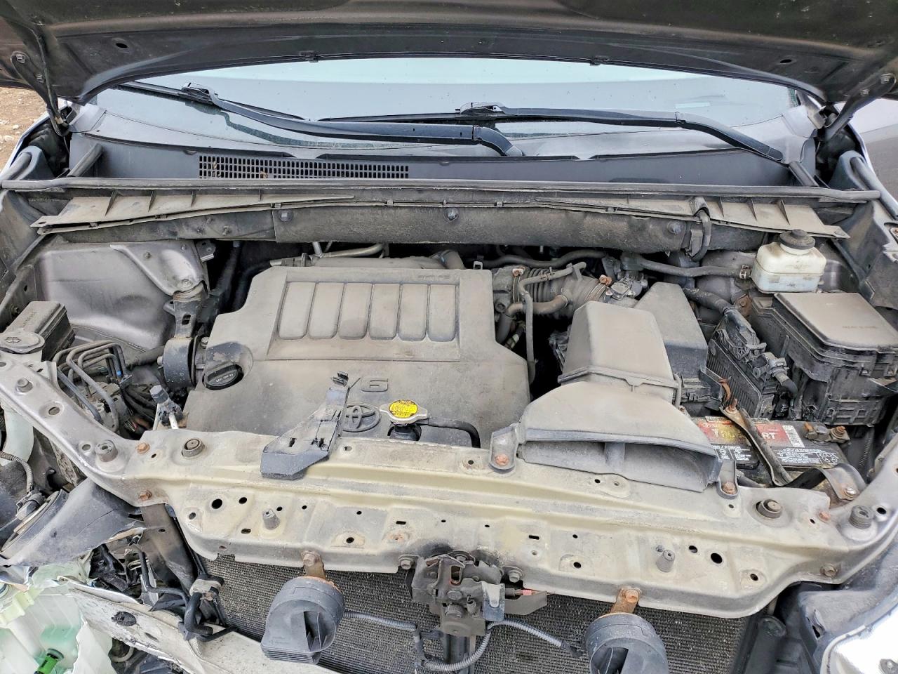 2014 TOYOTA HIGHLANDER LE photo 21