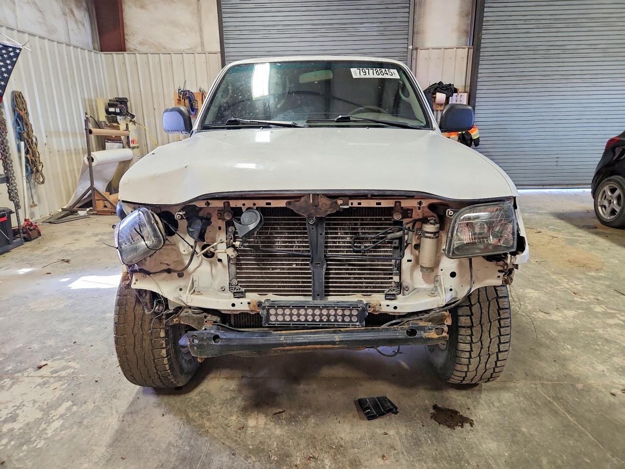 2003 TOYOTA TACOMA V6 photo 5