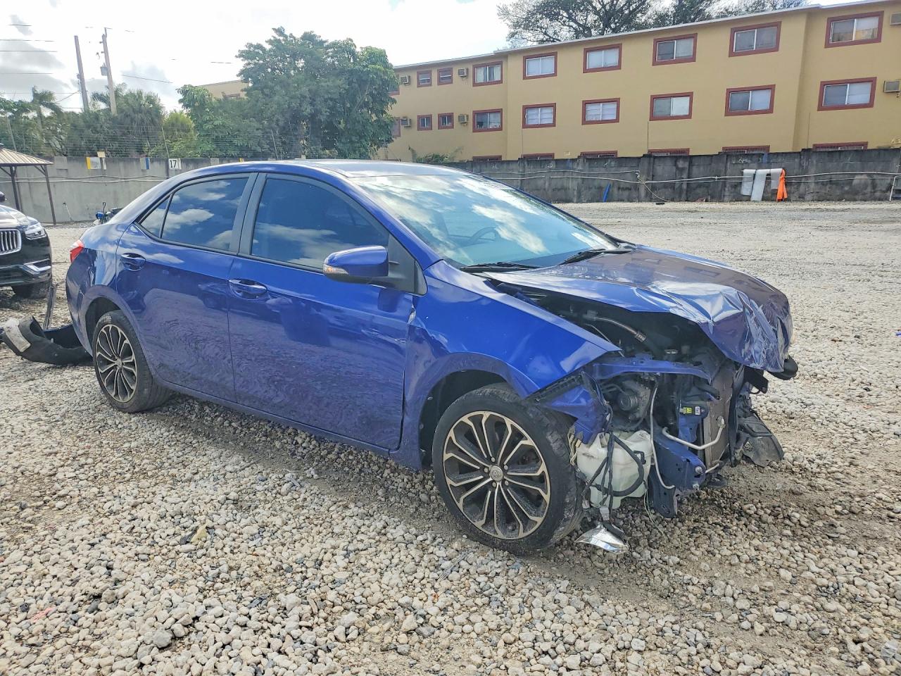 2016 TOYOTA COROLLA S PLUS photo 4