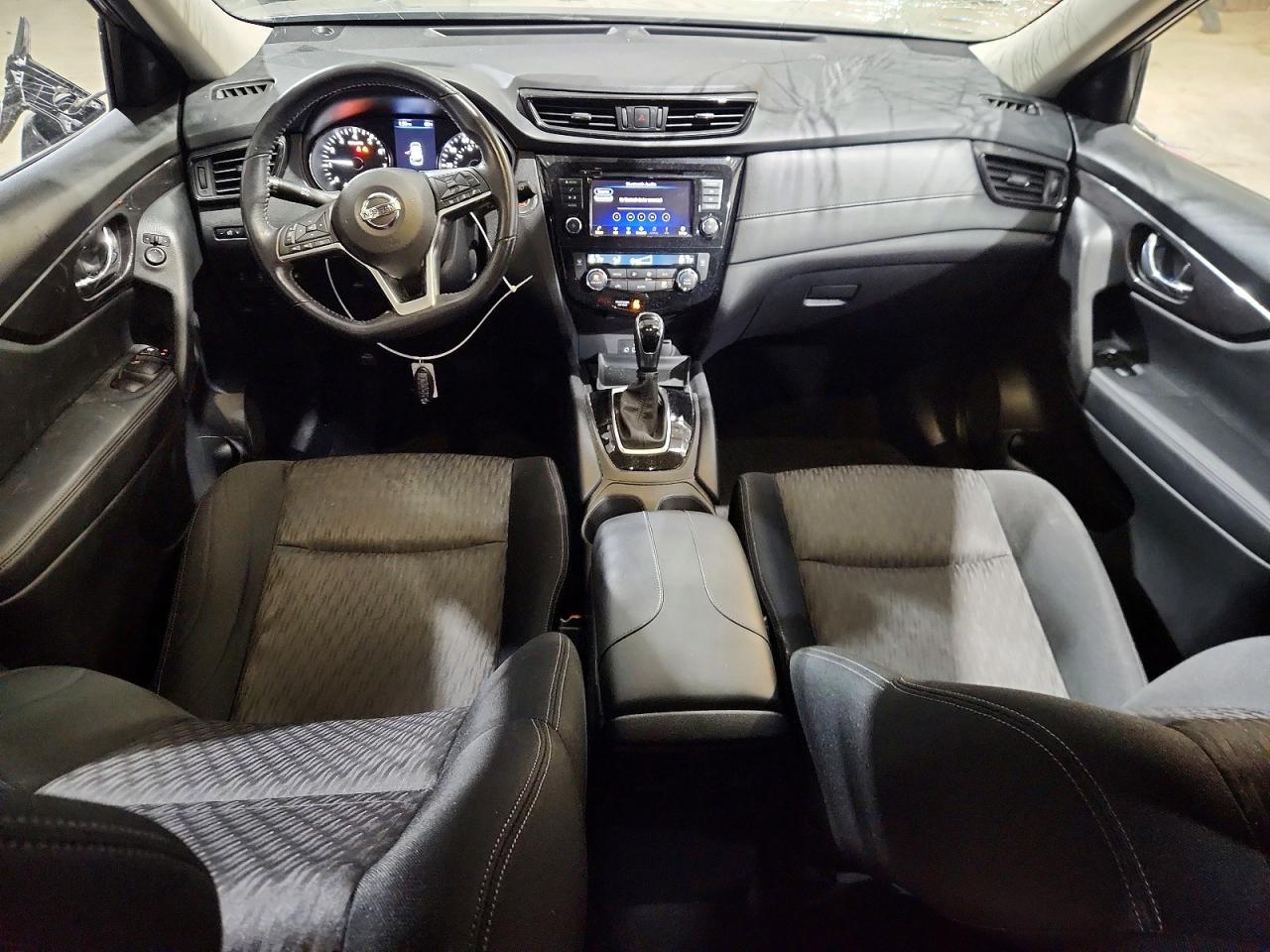 2019 NISSAN ROGUE SV photo 8
