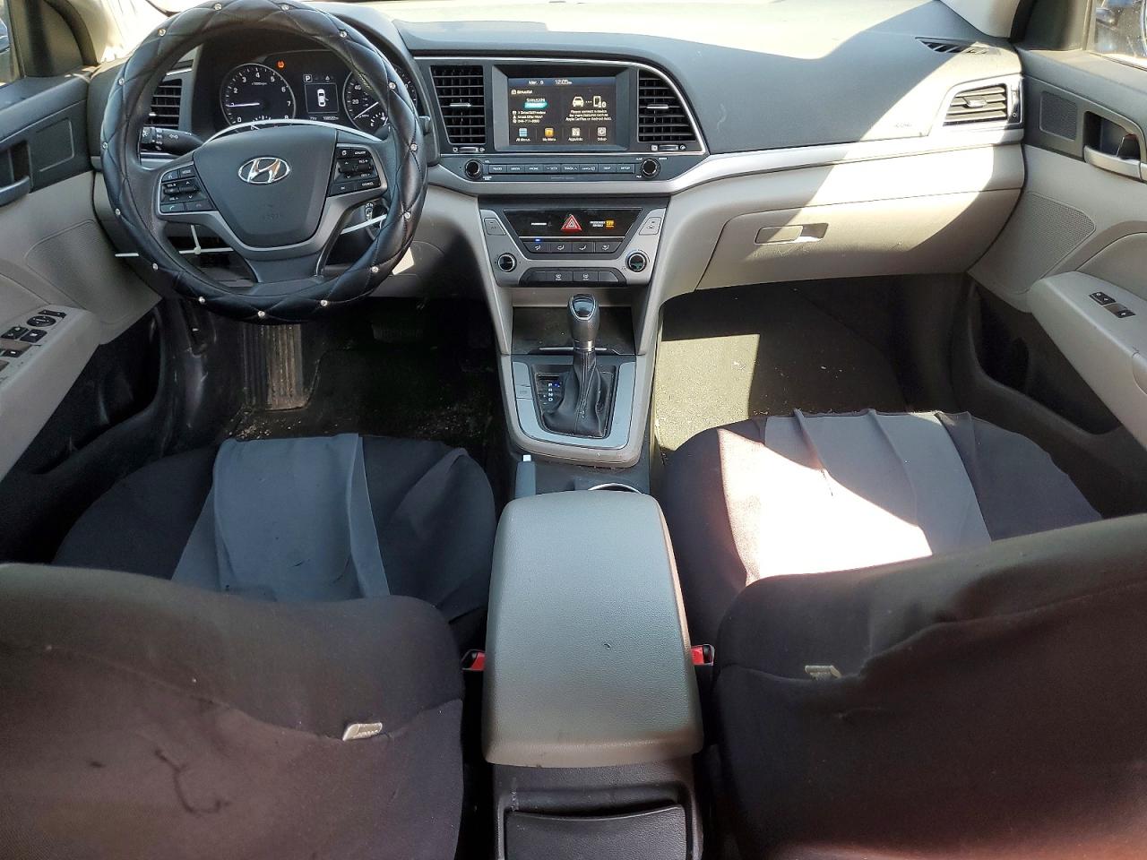 2018 HYUNDAI ELANTRA SEL photo 15