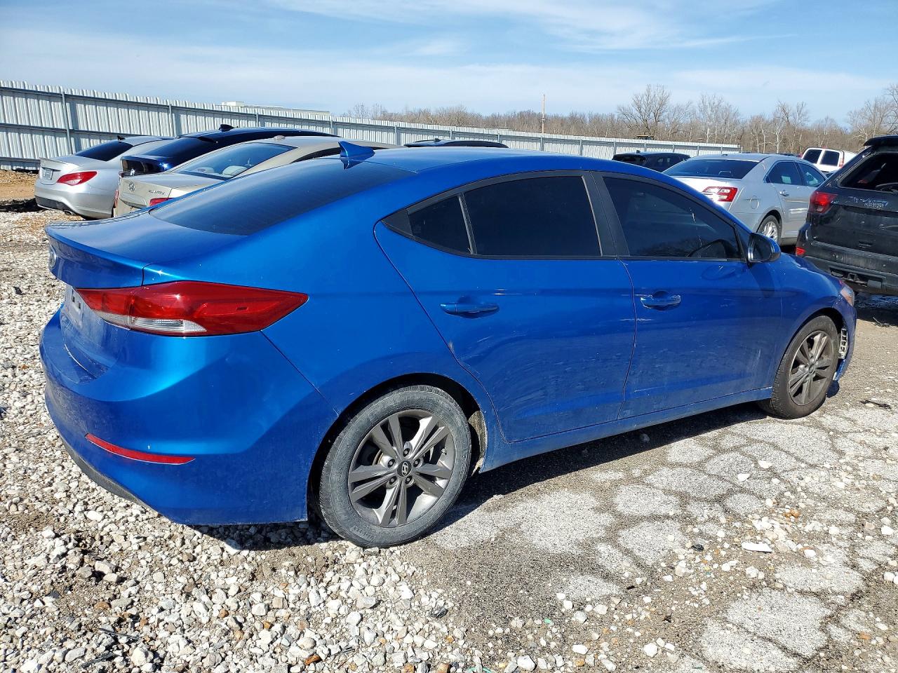 2018 HYUNDAI ELANTRA SEL photo 5
